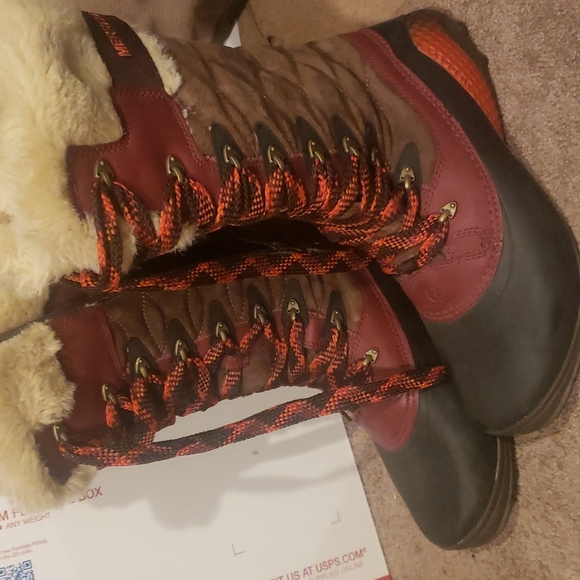 Merrell Winterbelle Mahogany winter hiking Boots 10 - Picture 13 of 14